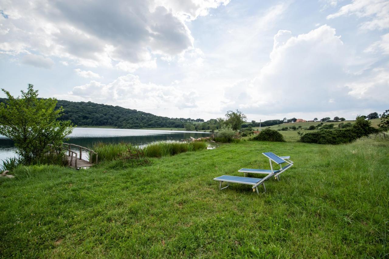 Agriturismo Lago Di Mezzano Valentano Екстериор снимка
