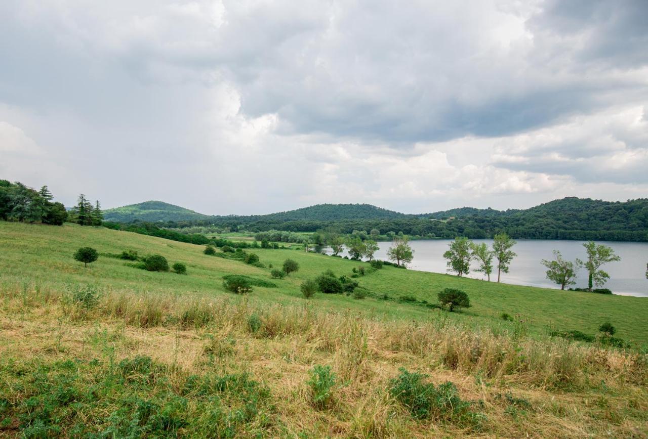 Agriturismo Lago Di Mezzano Valentano Екстериор снимка