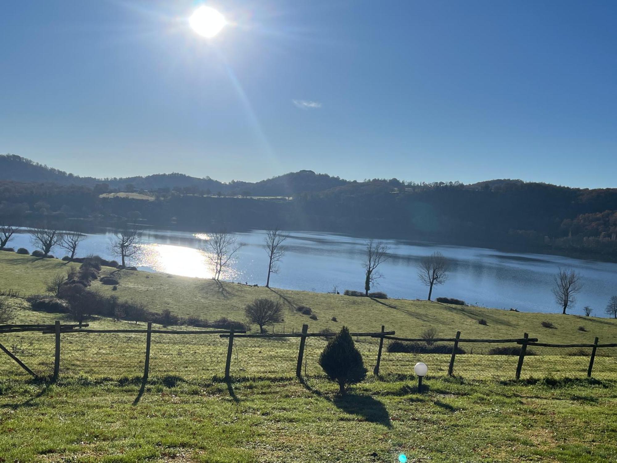 Agriturismo Lago Di Mezzano Valentano Екстериор снимка