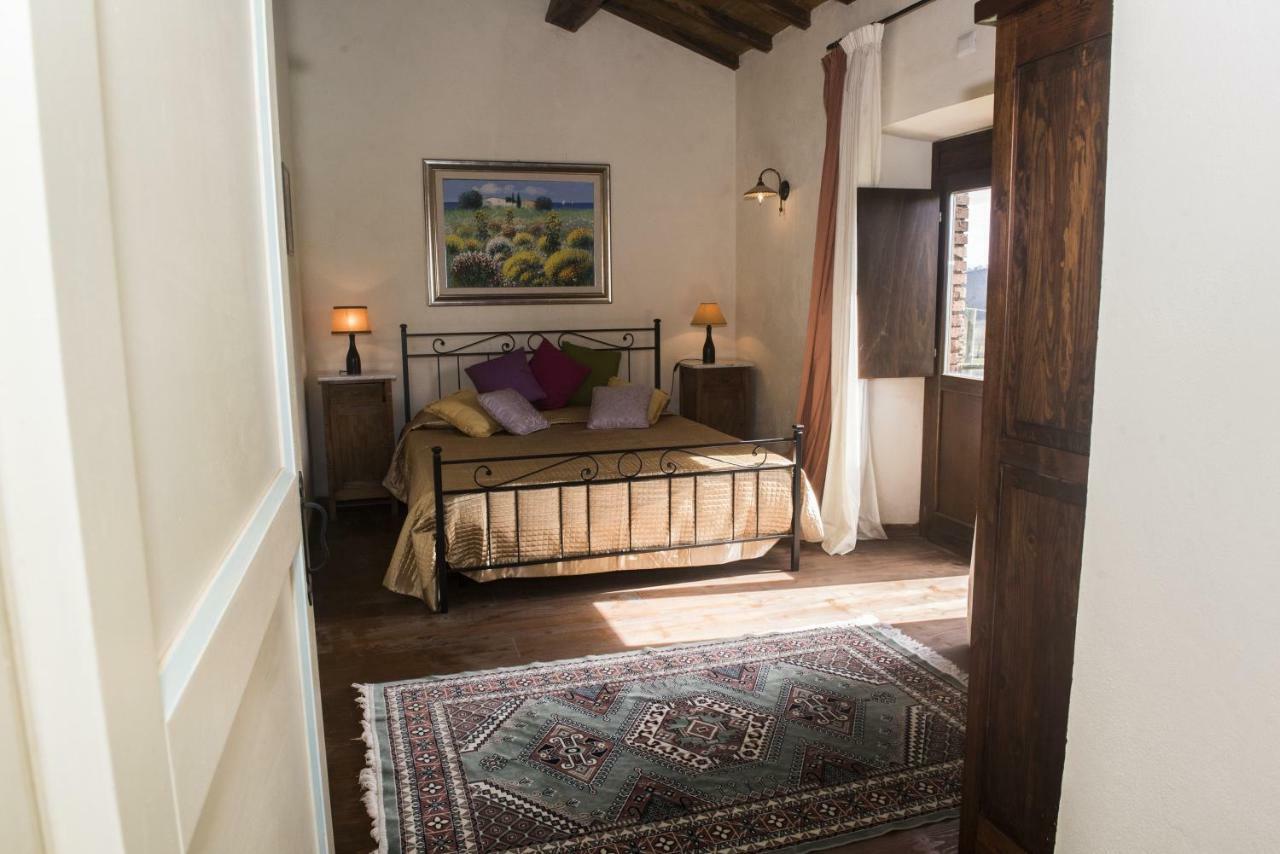 Agriturismo Lago Di Mezzano Valentano Екстериор снимка